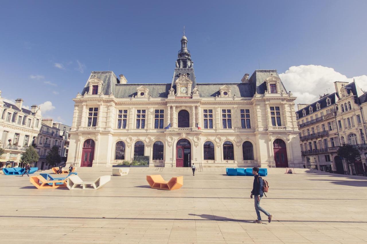 La Maison de la Liberté Studio Jules Verne Poitiers Extérieur photo
